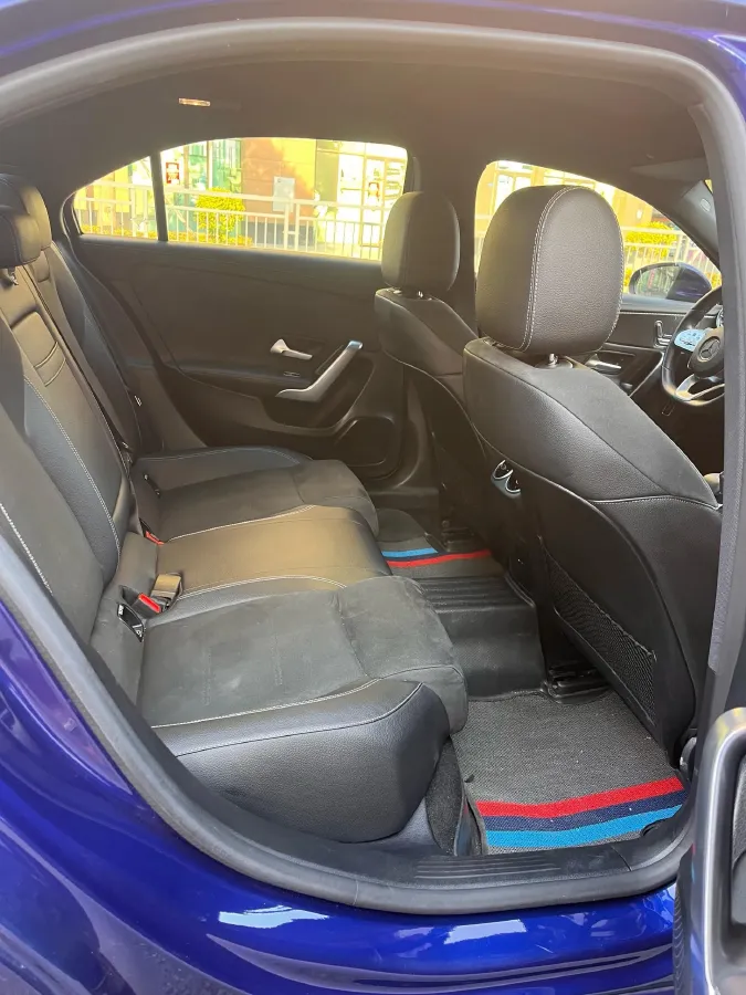 2021 Mercedes-Benz A Class 1.3T 163HP L4 7DCT,autocango,china used car exporter,china ev exporter,chinese used car exporter,chinese used ev exporter