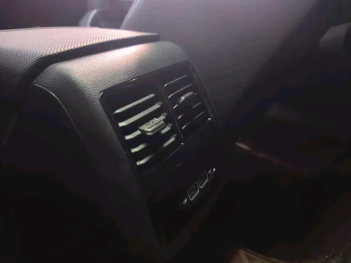 2023 Volkswagen Sagitar 1.4T 150HP L4 7DCT,autocango,china used car exporter,china ev exporter,chinese used car exporter,chinese used ev exporter