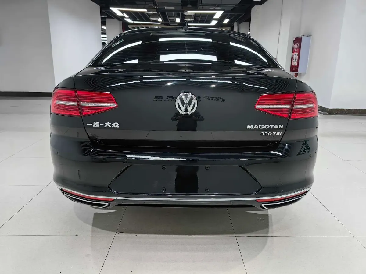 2019 Volkswagen Magotan 2.0T 186HP L4 7DCT,autocango,china used car exporter,china ev exporter,chinese used car exporter,chinese used ev exporter