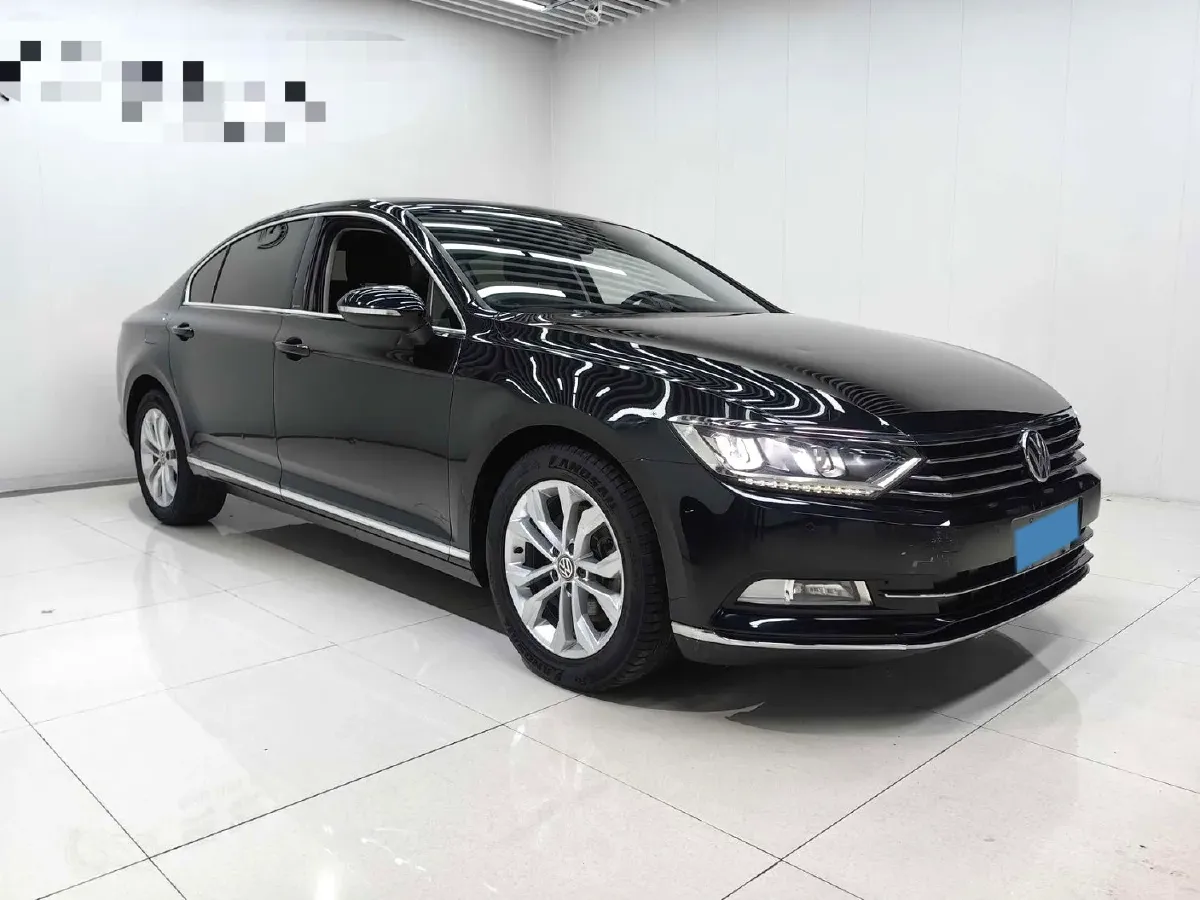 2019 Volkswagen Magotan 2.0T 186HP L4 7DCT,autocango,china used car exporter,china ev exporter,chinese used car exporter,chinese used ev exporter