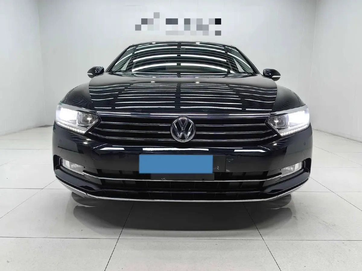 2019 Volkswagen Magotan 2.0T 186HP L4 7DCT,autocango,china used car exporter,china ev exporter,chinese used car exporter,chinese used ev exporter