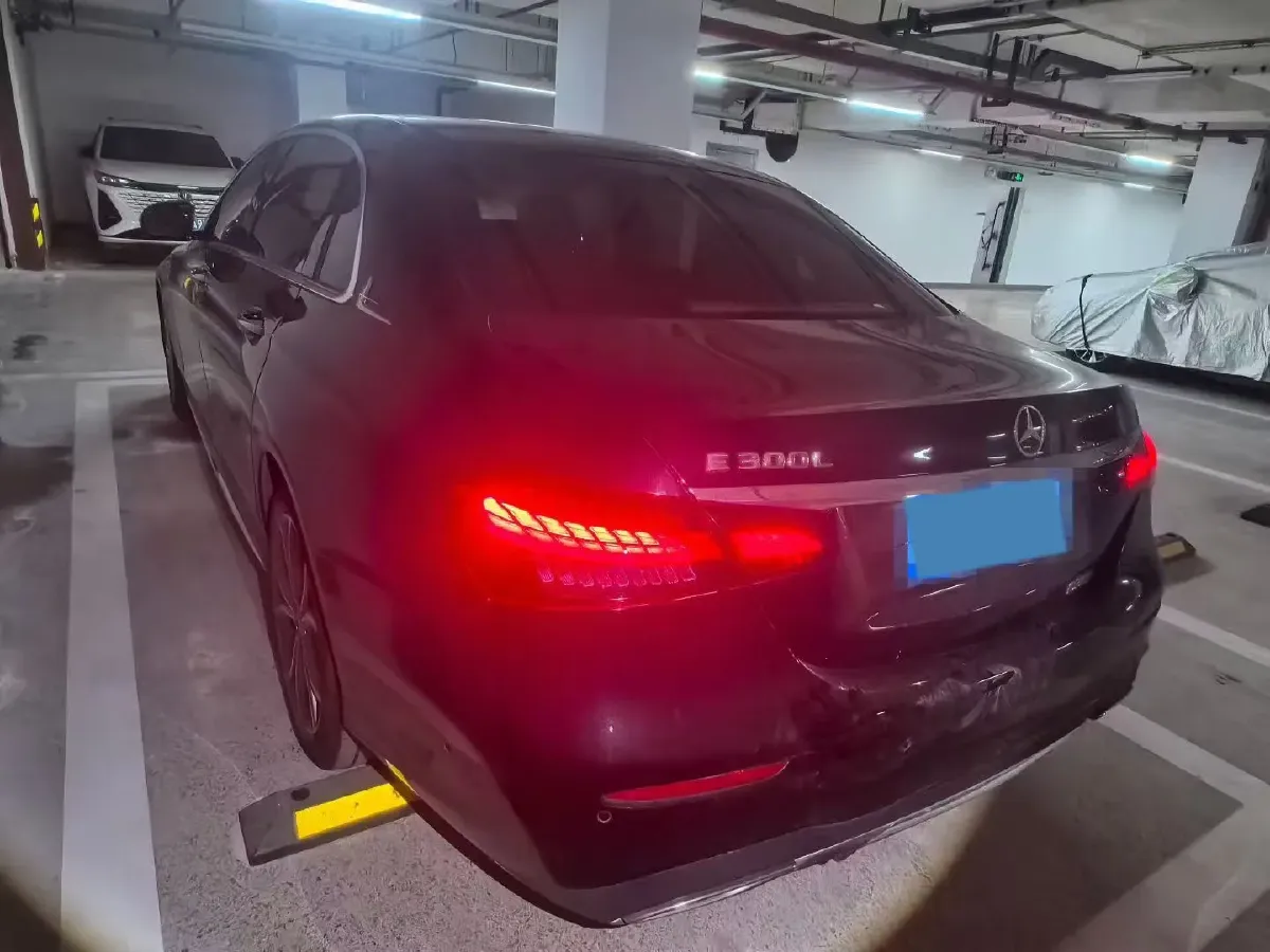 2021 Mercedes-Benz E Class 2.0T 258HP L4 9AT,autocango,china used car exporter,china ev exporter,chinese used car exporter,chinese used ev exporter