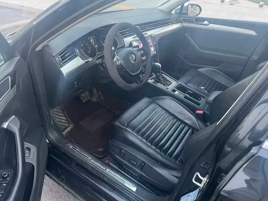 2018 Volkswagen Magotan 1.8T 180HP L4 7DCT,autocango,china used car exporter,china ev exporter,chinese used car exporter,chinese used ev exporter