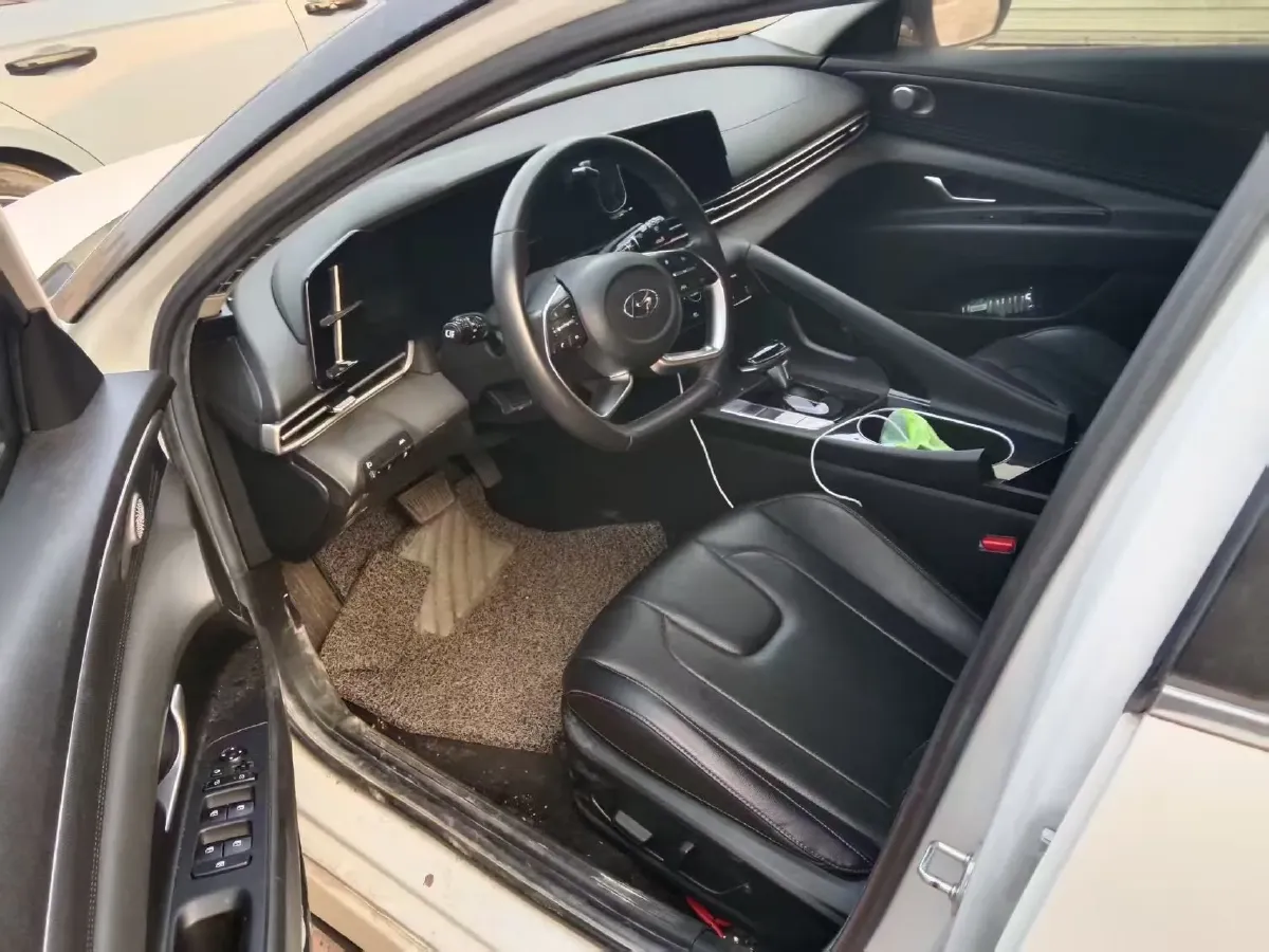 2021 Hyundai Elantra 1.5L 115HP L4 CVT,autocango,china used car exporter,china ev exporter,chinese used car exporter,chinese used ev exporter