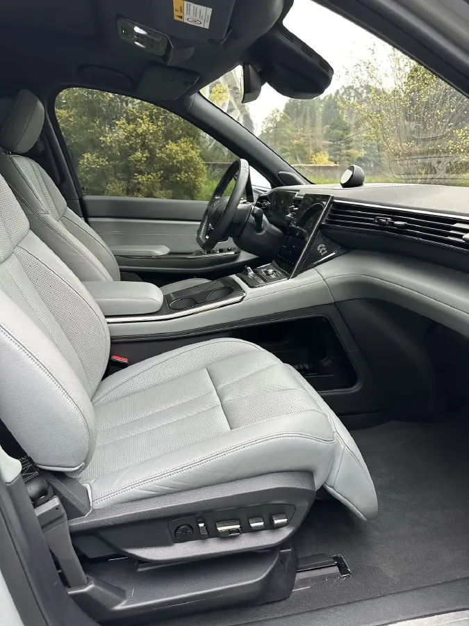 2020 NIO ES8 BEV 84KWH,autocango,china used car exporter,china ev exporter,chinese used car exporter,chinese used ev exporter