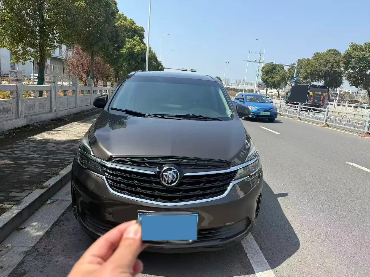 2021 Buick GL8 2.0T 237HP L4 9AT,autocango,china used car exporter,china ev exporter,chinese used car exporter,chinese used ev exporter