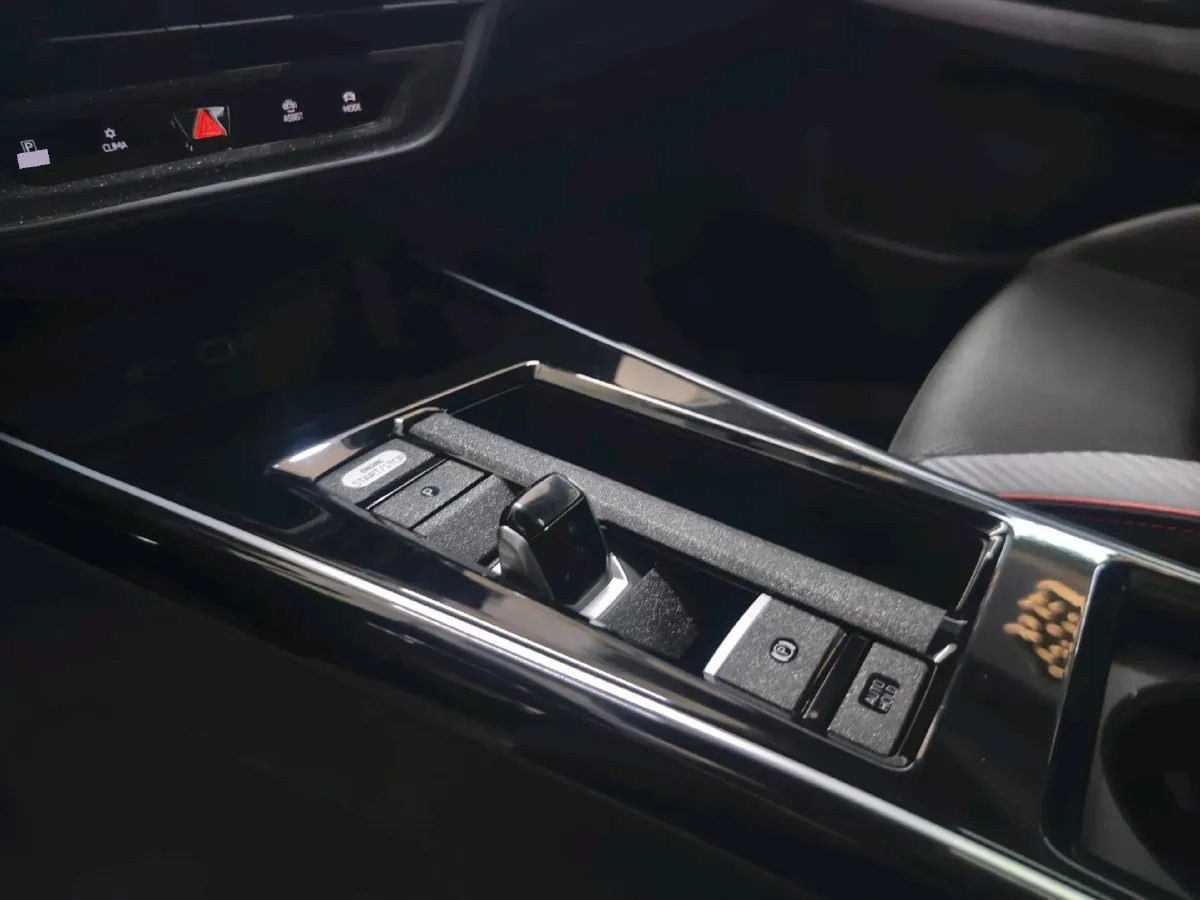 2022 Exceed TXL 2.0T 261HP L4 7DCT,autocango,china used car exporter,china ev exporter,chinese used car exporter,chinese used ev exporter