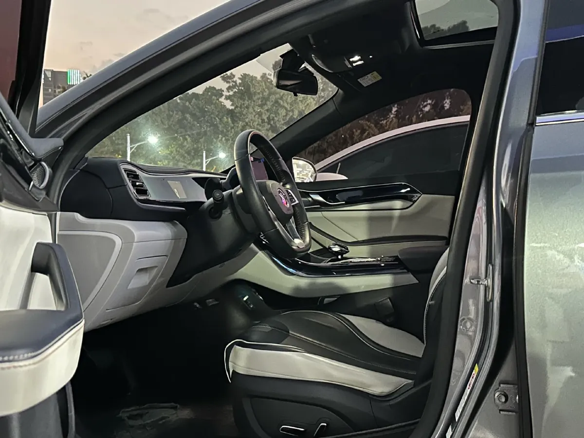 2021 Haval F7 1.5T 169HP L4 7DCT,autocango,china used car exporter,china ev exporter,chinese used car exporter,chinese used ev exporter