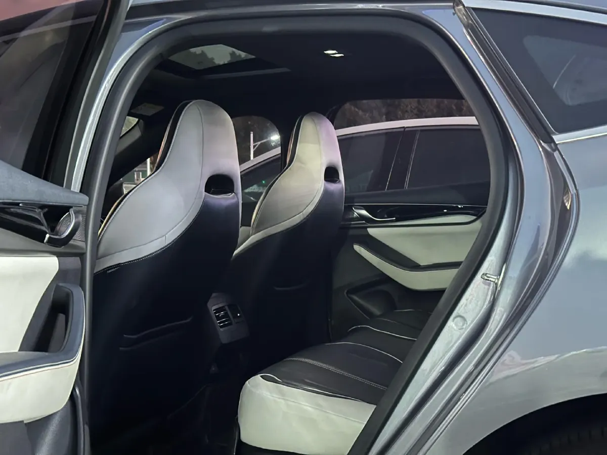 2021 Haval F7 1.5T 169HP L4 7DCT,autocango,china used car exporter,china ev exporter,chinese used car exporter,chinese used ev exporter