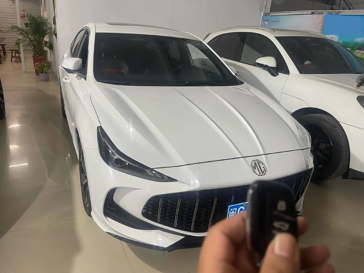 2025 MG 5 1.5T 181HP L4 7DCT,autocango,china used car exporter,china ev exporter,chinese used car exporter,chinese used ev exporter