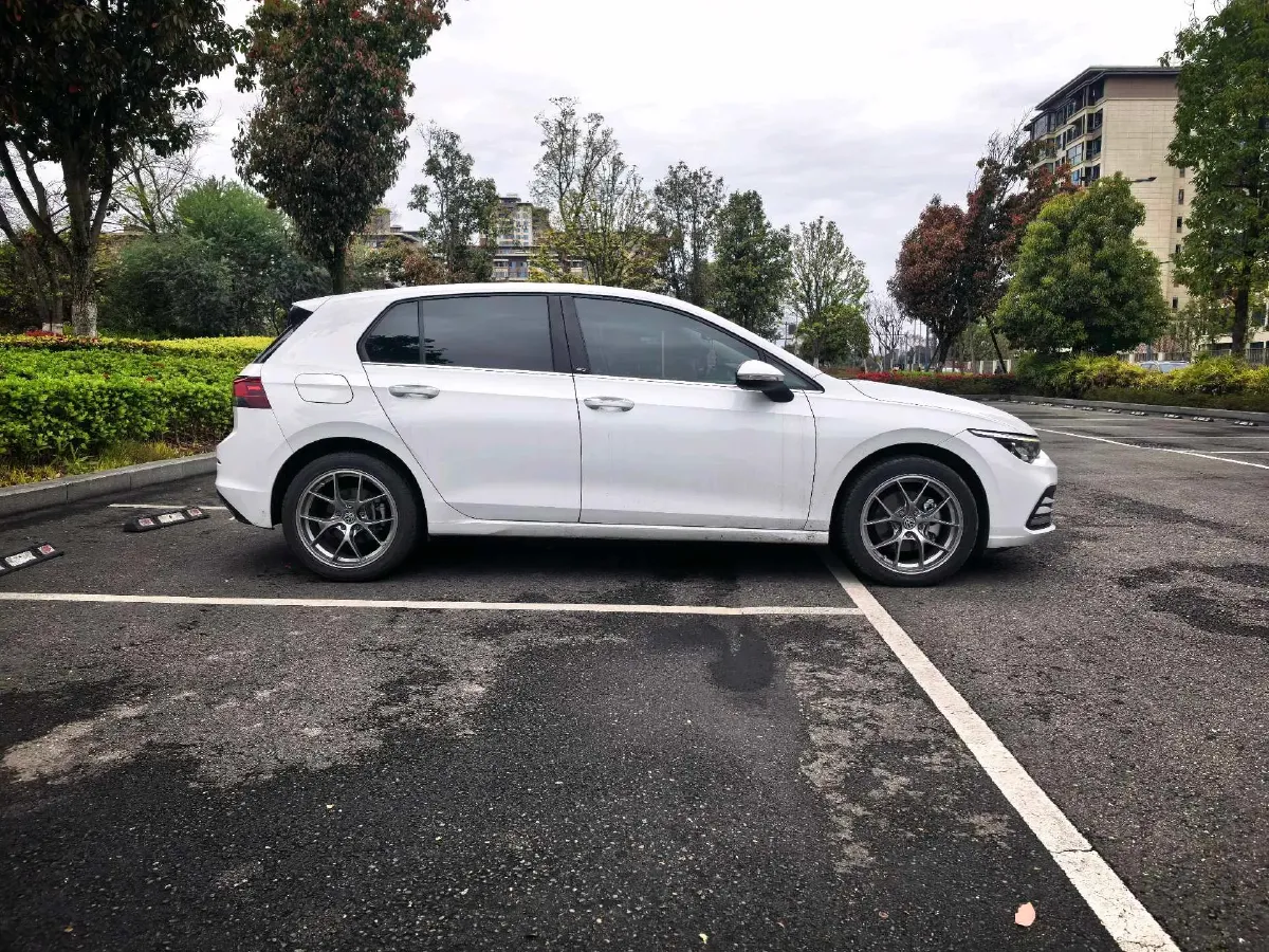 2021 Volkswagen Golf 1.4T 150HP L4 7DCT,autocango,china used car exporter,china ev exporter,chinese used car exporter,chinese used ev exporter