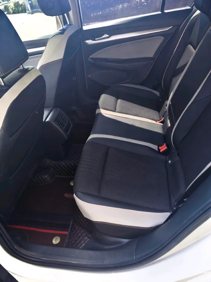 2021 Volkswagen Golf 1.4T 150HP L4 7DCT,autocango,china used car exporter,china ev exporter,chinese used car exporter,chinese used ev exporter