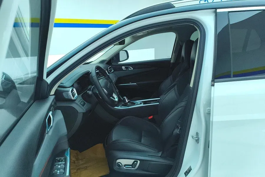 2017 Foton Sauvana 2.0T 218HP L4 6AT,autocango,china used car exporter,china ev exporter,chinese used car exporter,chinese used ev exporter