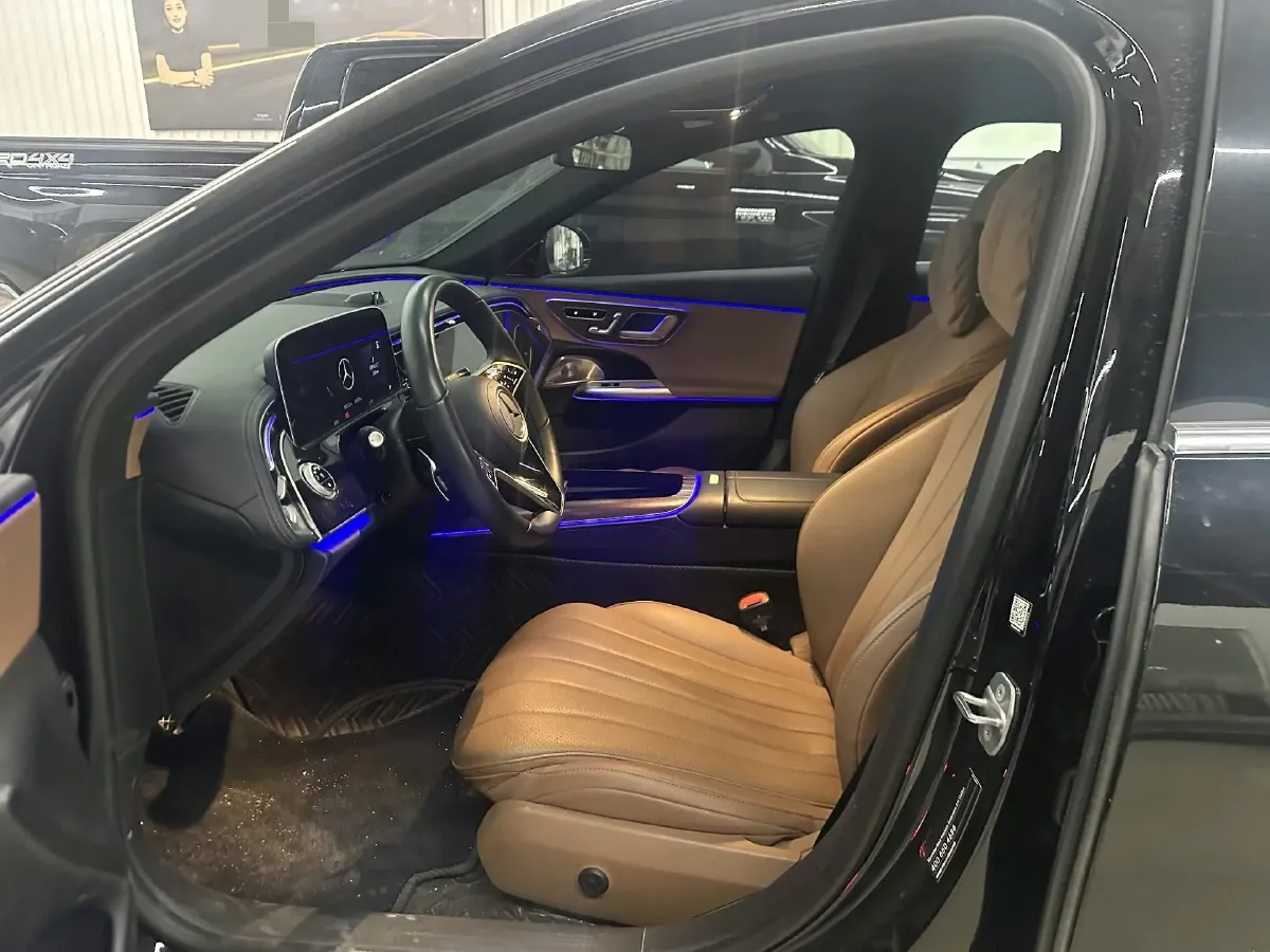 2025 Mercedes-Benz E Class 2.0T 258HP L4 9AT,autocango,china used car exporter,china ev exporter,chinese used car exporter,chinese used ev exporter