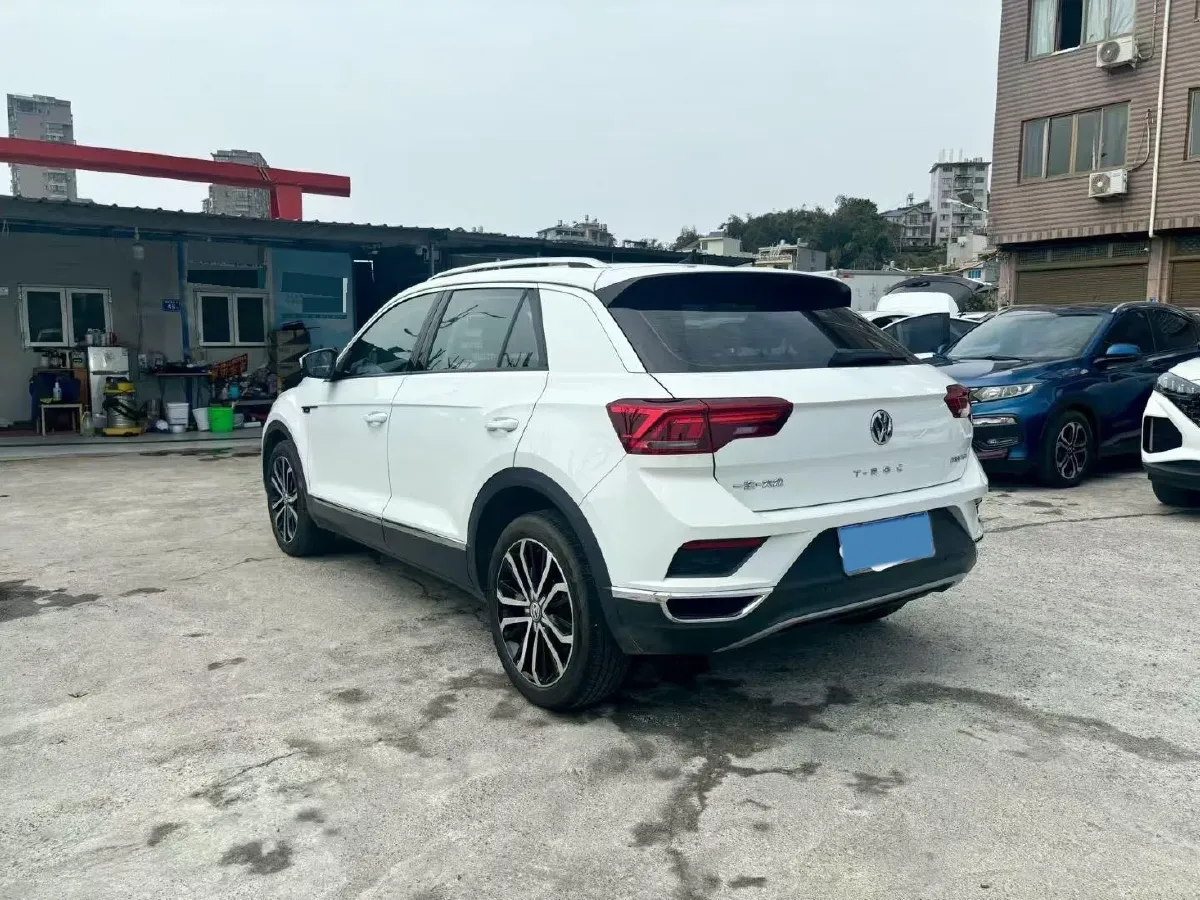 2020 Volkswagen T-Roc 1.4T 150HP L4 7DCT,autocango,china used car exporter,china ev exporter,chinese used car exporter,chinese used ev exporter