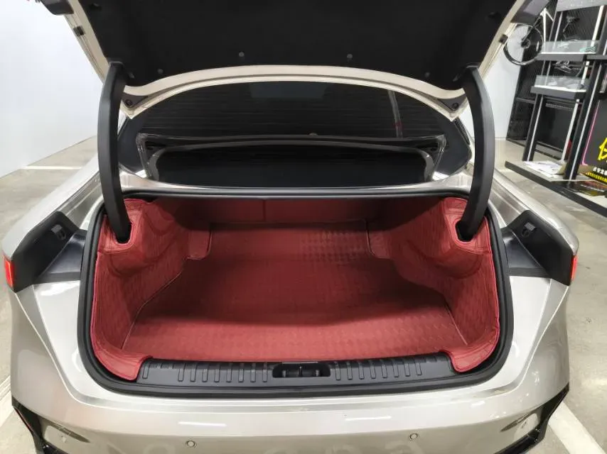 2024 LYNK&CO 07 EM-P 1.5T 163HP L4 3DHT PHEV 18.99KWH,autocango,china used car exporter,china ev exporter,chinese used car exporter,chinese used ev exporter