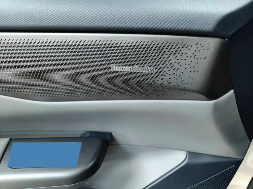 2024 LYNK&CO 07 EM-P 1.5T 163HP L4 3DHT PHEV 18.99KWH,autocango,china used car exporter,china ev exporter,chinese used car exporter,chinese used ev exporter