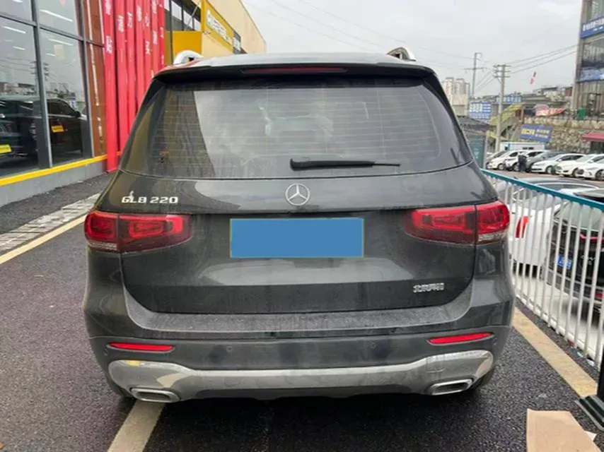 2022 Mercedes-Benz GLB Class 2.0T 190HP L4 8DCT,autocango,china used car exporter,china ev exporter,chinese used car exporter,chinese used ev exporter