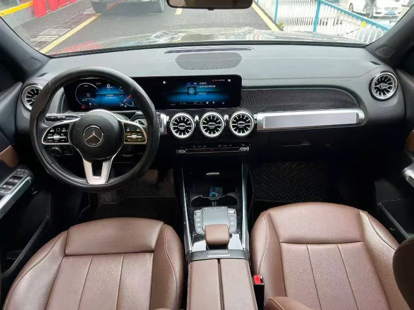 2022 Mercedes-Benz GLB Class 2.0T 190HP L4 8DCT,autocango,china used car exporter,china ev exporter,chinese used car exporter,chinese used ev exporter