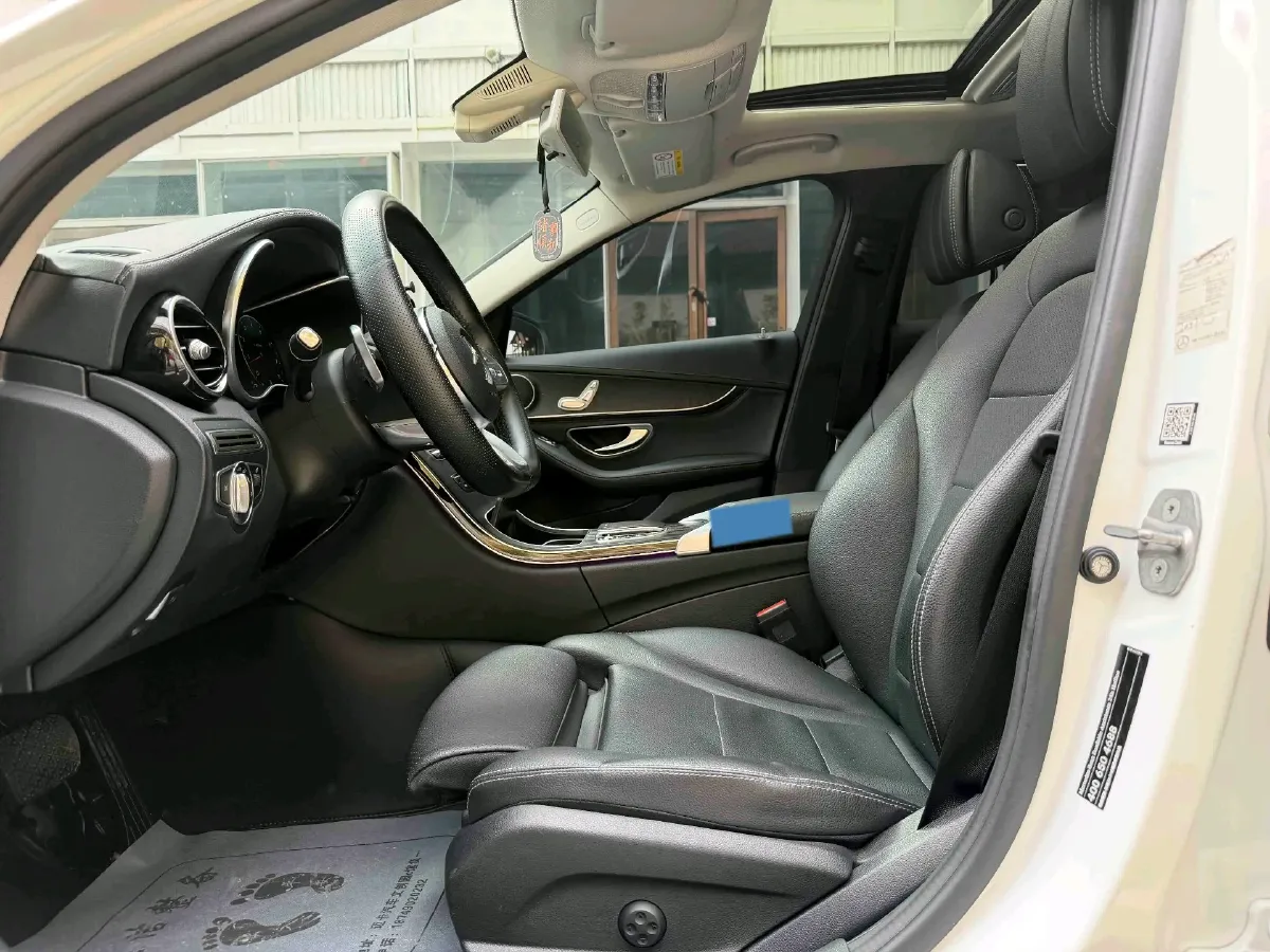 2020 Mercedes-Benz C Class 1.5T 156HP L4 9AT,autocango,china used car exporter,china ev exporter,chinese used car exporter,chinese used ev exporter