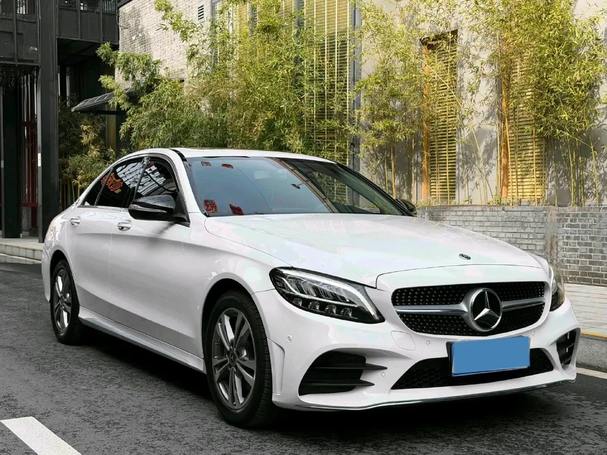 2020 Mercedes-Benz C Class 1.5T 156HP L4 9AT,autocango,china used car exporter,china ev exporter,chinese used car exporter,chinese used ev exporter