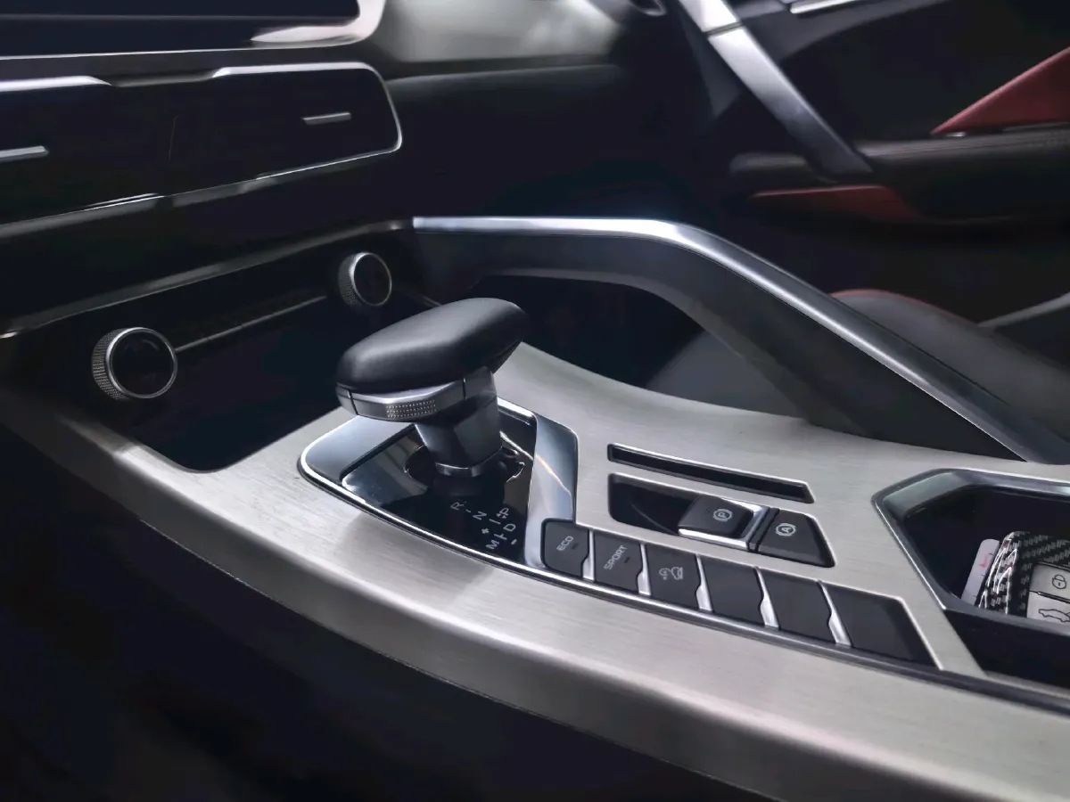 2021 Geely Coolray 1.4T 141HP L4 6DCT,autocango,china used car exporter,china ev exporter,chinese used car exporter,chinese used ev exporter