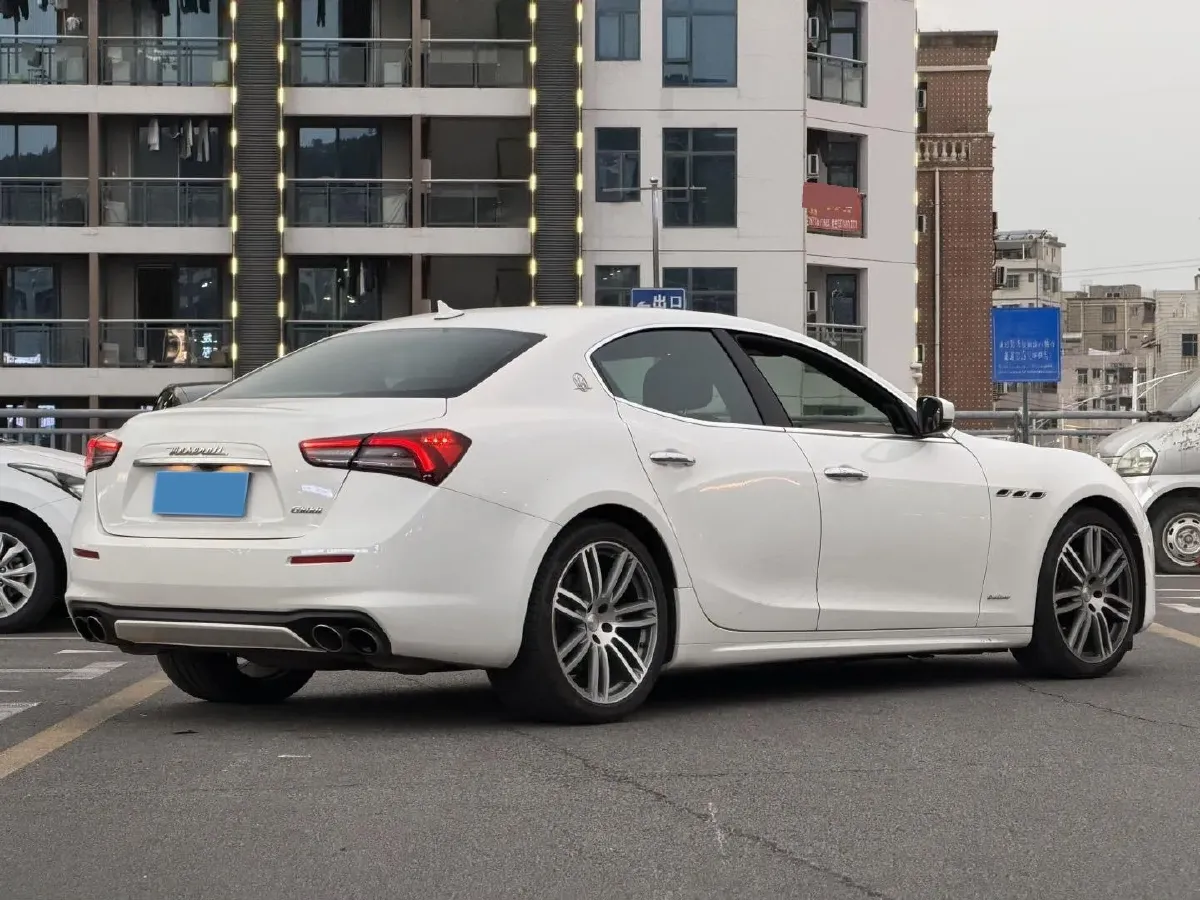 2019 Maserati Ghibli 3.0T 350HP V6 8AT,autocango,china used car exporter,china ev exporter,chinese used car exporter,chinese used ev exporter
