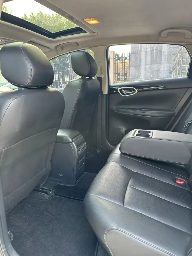 2021 Nissan Sylphy 1.6L 122HP L4 CVT,autocango,china used car exporter,china ev exporter,chinese used car exporter,chinese used ev exporter