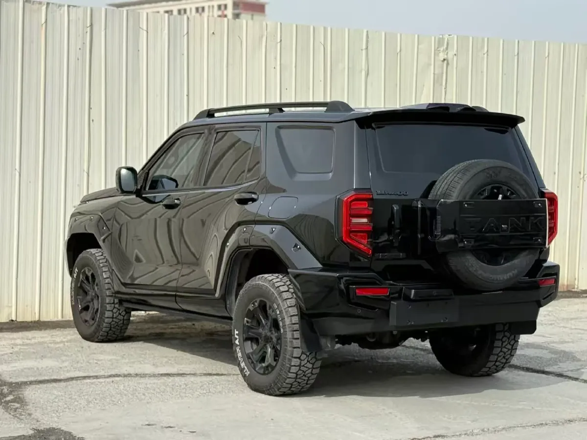 2024 Tank 400 2.0T 252HP L4 9AT PHEV 36.7/37.1KWH,autocango,china used car exporter,china ev exporter,chinese used car exporter,chinese used ev exporter