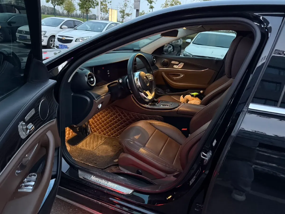 2020 Mercedes-Benz E Class 2.0T 258HP L4 9AT,autocango,china used car exporter,china ev exporter,chinese used car exporter,chinese used ev exporter