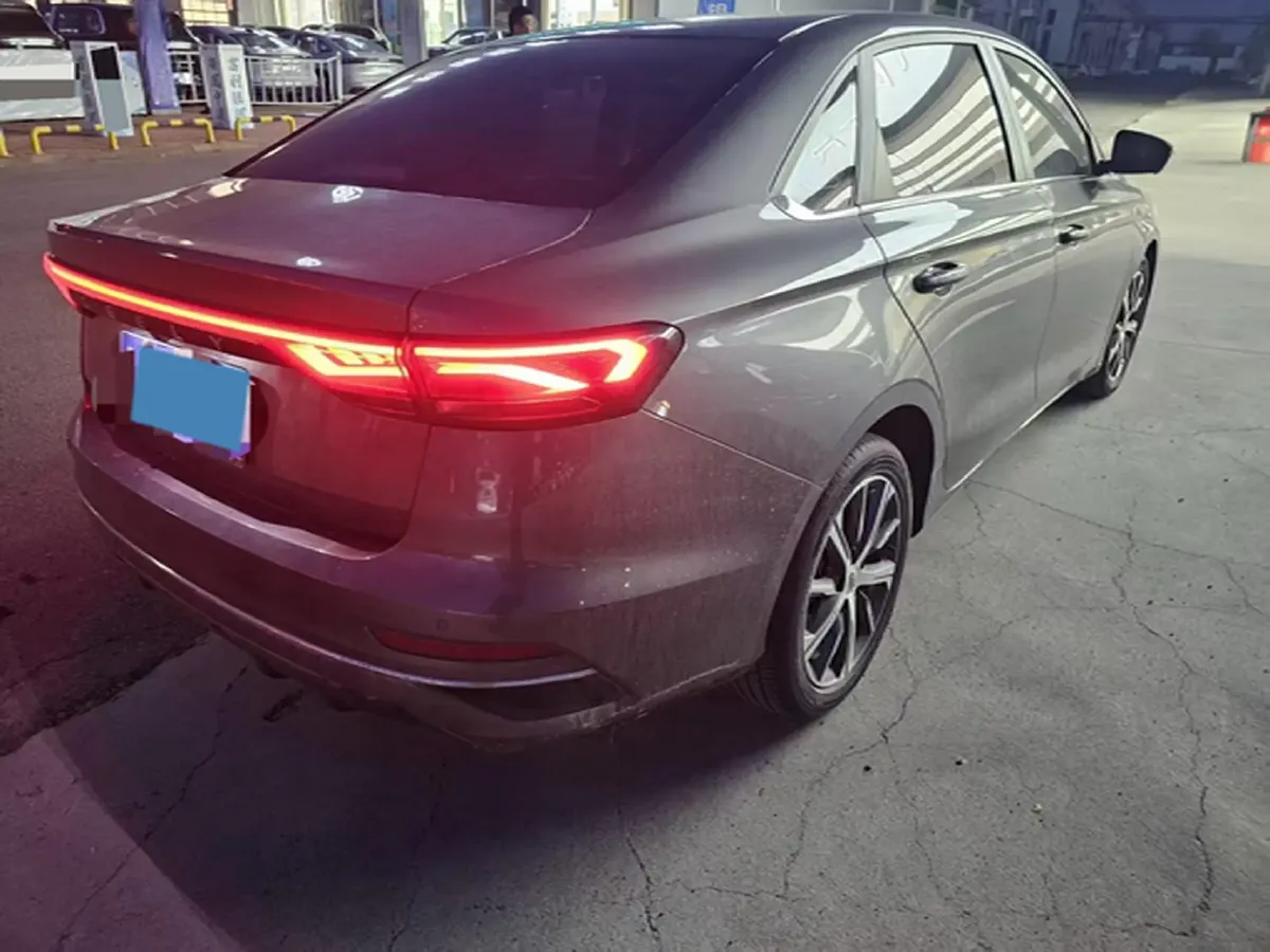 2022 Geely Emgrand 1.5L 114HP L4 CVT,autocango,china used car exporter,china ev exporter,chinese used car exporter,chinese used ev exporter