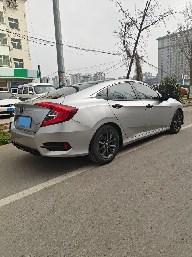 2019 Honda Civic 1.5T 177HP L4 CVT,autocango,china used car exporter,china ev exporter,chinese used car exporter,chinese used ev exporter