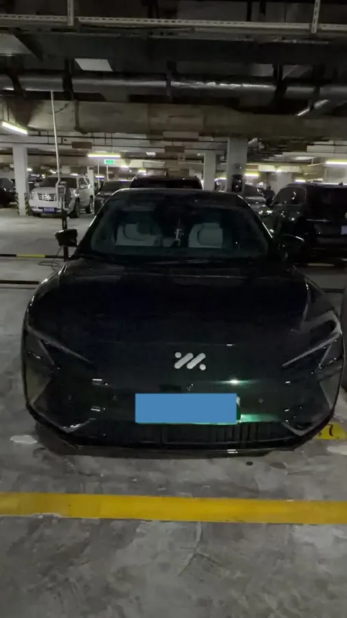 2022 IM L7 BEV 90KWH,autocango,china used car exporter,china ev exporter,chinese used car exporter,chinese used ev exporter