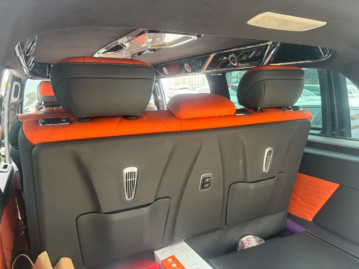 2024 Mercedes-Benz Vito 2.0T 231HP L4 9AT,autocango,china used car exporter,china ev exporter,chinese used car exporter,chinese used ev exporter