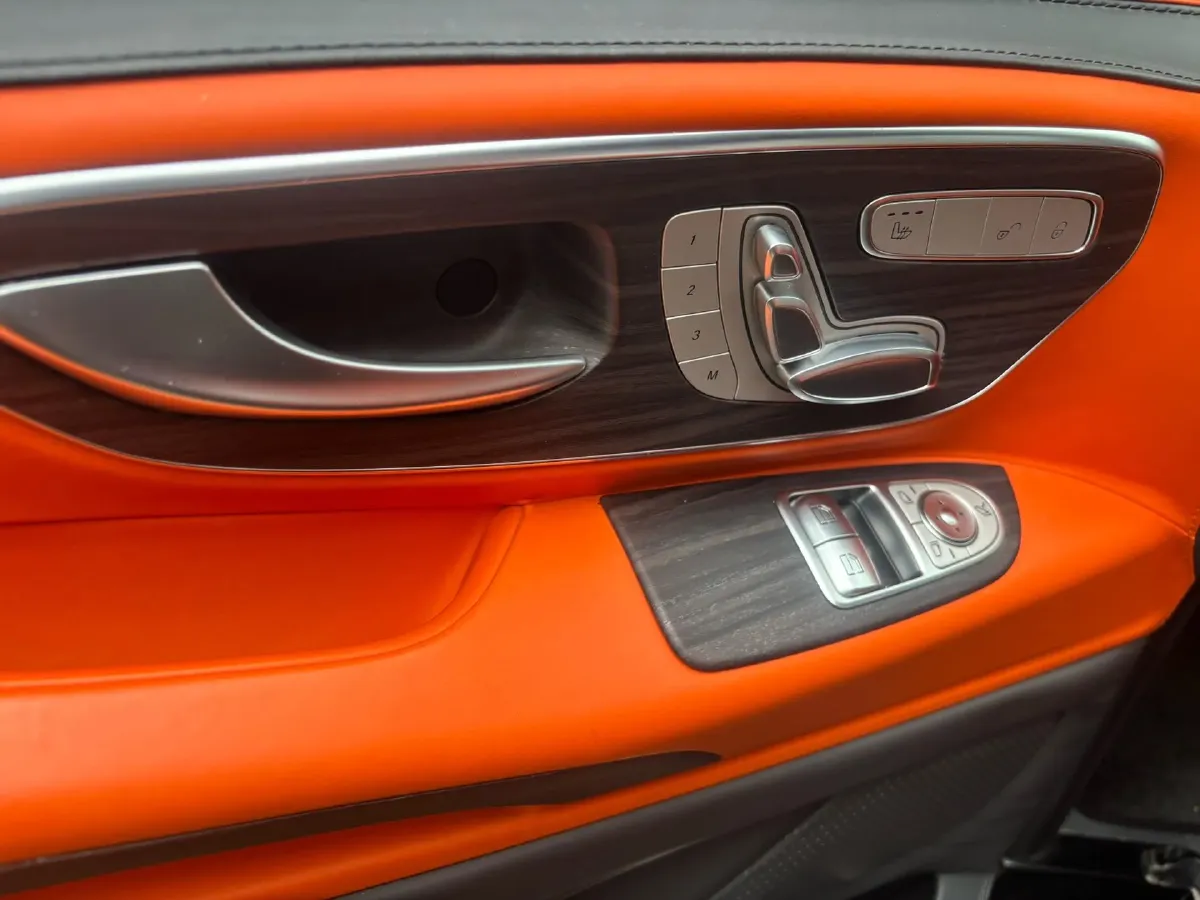 2024 Mercedes-Benz Vito 2.0T 231HP L4 9AT,autocango,china used car exporter,china ev exporter,chinese used car exporter,chinese used ev exporter