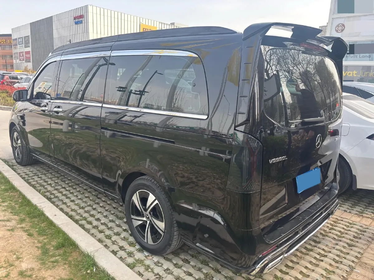 2024 Mercedes-Benz Vito 2.0T 231HP L4 9AT,autocango,china used car exporter,china ev exporter,chinese used car exporter,chinese used ev exporter