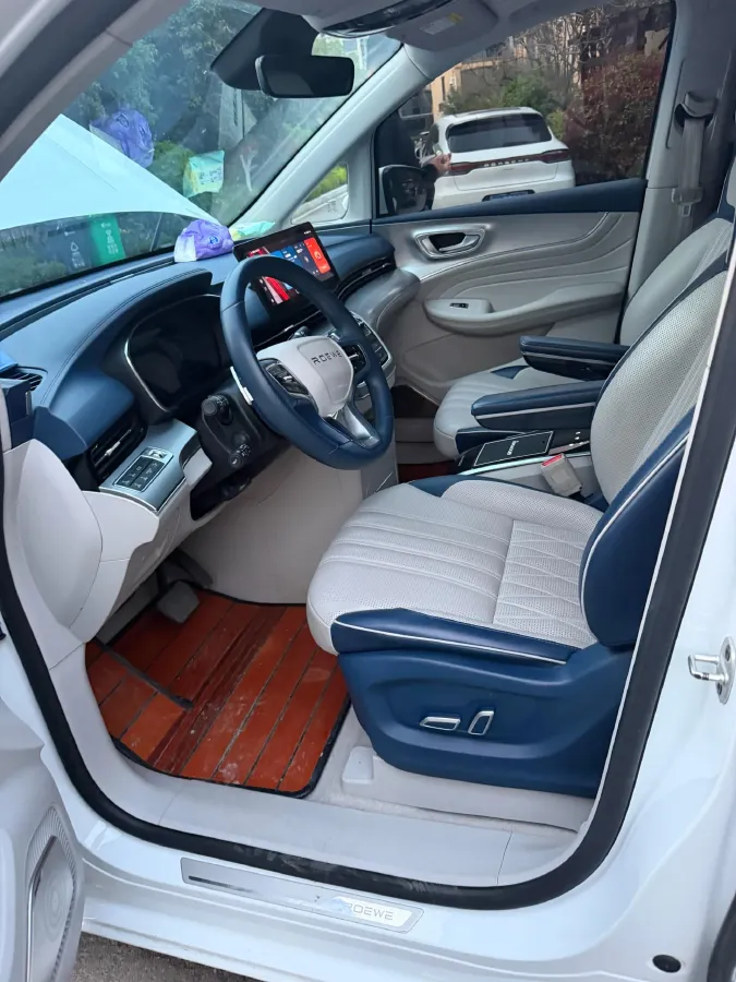 2021 Roewe iMAX8 2.0T 234HP L4 8AT,autocango,china used car exporter,china ev exporter,chinese used car exporter,chinese used ev exporter