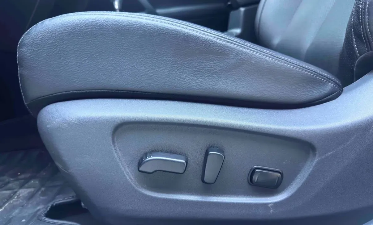 2022 Nissan X-Trail 2.0L 151HP L4 CVT,autocango,china used car exporter,china ev exporter,chinese used car exporter,chinese used ev exporter