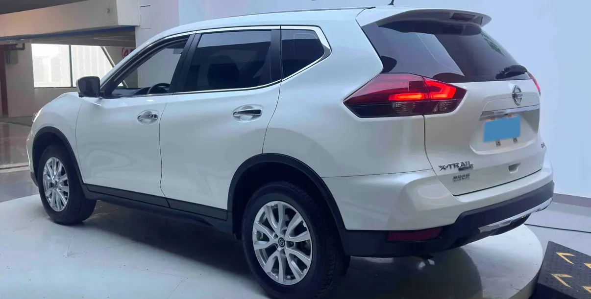 2022 Nissan X-Trail 2.0L 151HP L4 CVT,autocango,china used car exporter,china ev exporter,chinese used car exporter,chinese used ev exporter