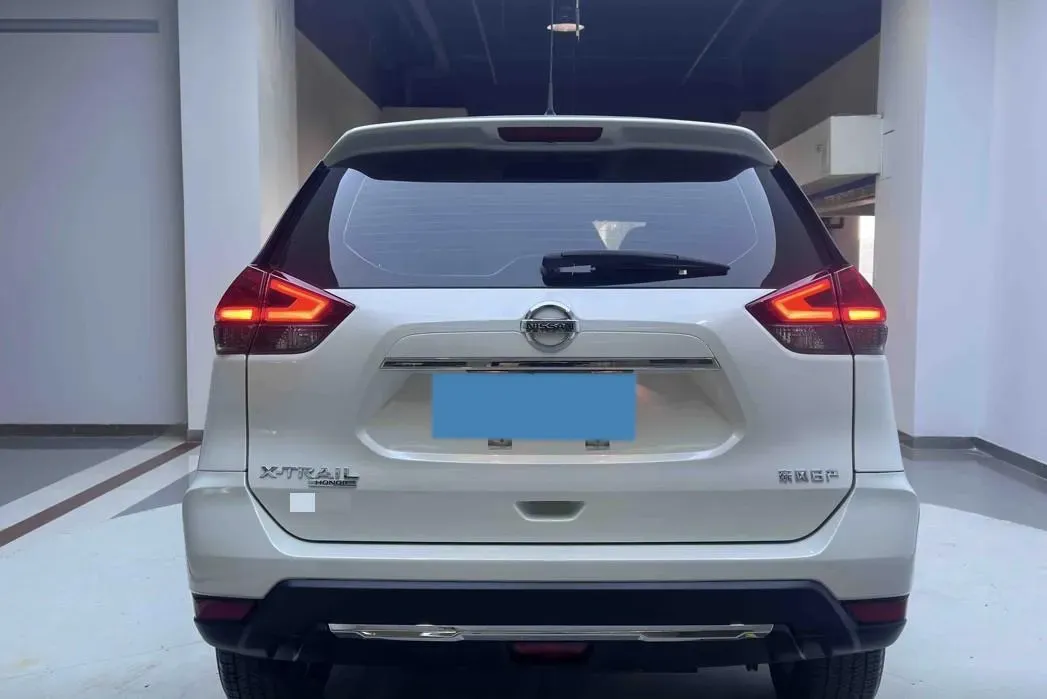 2022 Nissan X-Trail 2.0L 151HP L4 CVT,autocango,china used car exporter,china ev exporter,chinese used car exporter,chinese used ev exporter