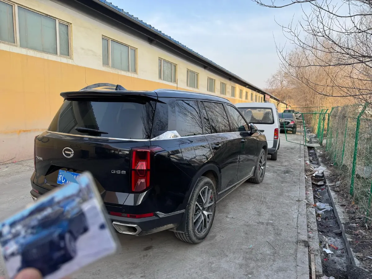 2022 GAC Trumpchi GS8 2.0T 252HP L4 8AT,autocango,china used car exporter,china ev exporter,chinese used car exporter,chinese used ev exporter