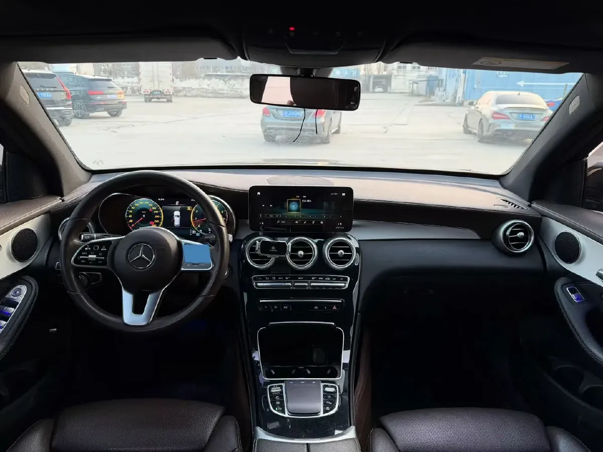 2020 Mercedes-Benz GLC Class 2.0T 197HP L4 9AT,autocango,china used car exporter,china ev exporter,chinese used car exporter,chinese used ev exporter