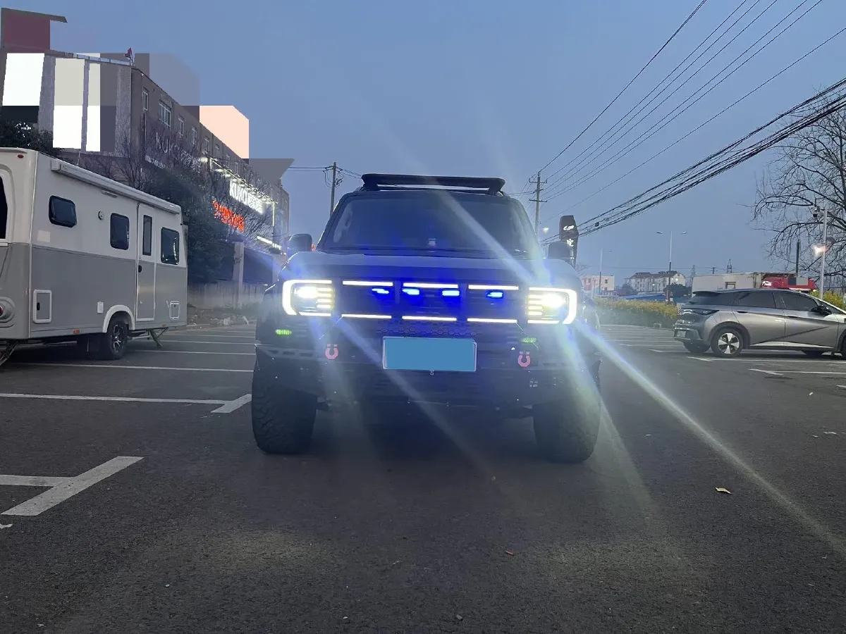 2024 Beijing BJ40 2.0T 245HP L4 8AT,autocango,china used car exporter,china ev exporter,chinese used car exporter,chinese used ev exporter