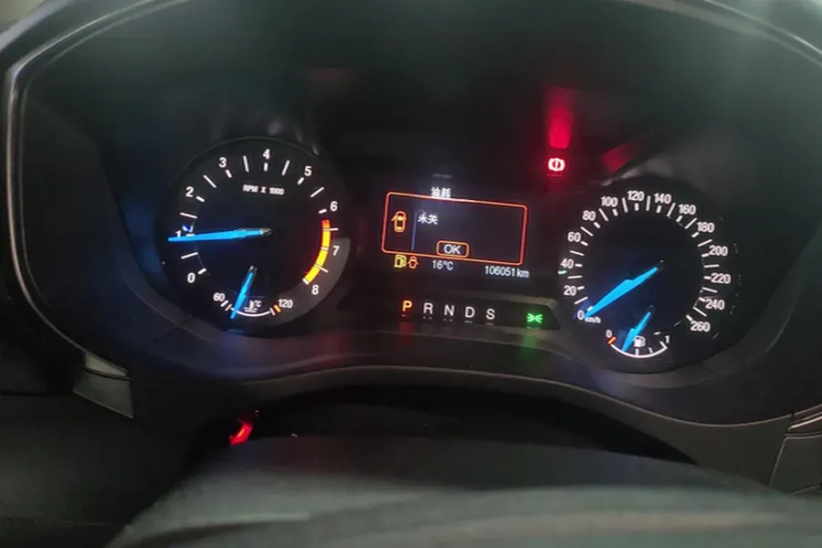 2018 Ford Mondeo 2.0T 204HP L4 6AT,autocango,china used car exporter,china ev exporter,chinese used car exporter,chinese used ev exporter