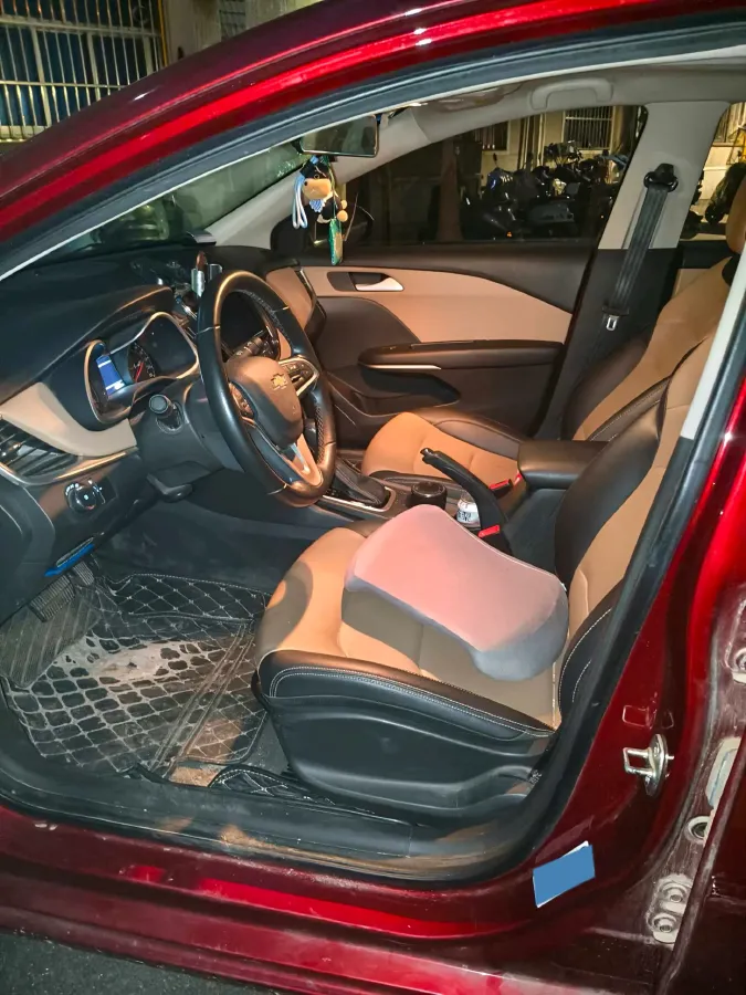 2022 Chevrolet Monza 1.5L 113HP L4 6AT,autocango,china used car exporter,china ev exporter,chinese used car exporter,chinese used ev exporter