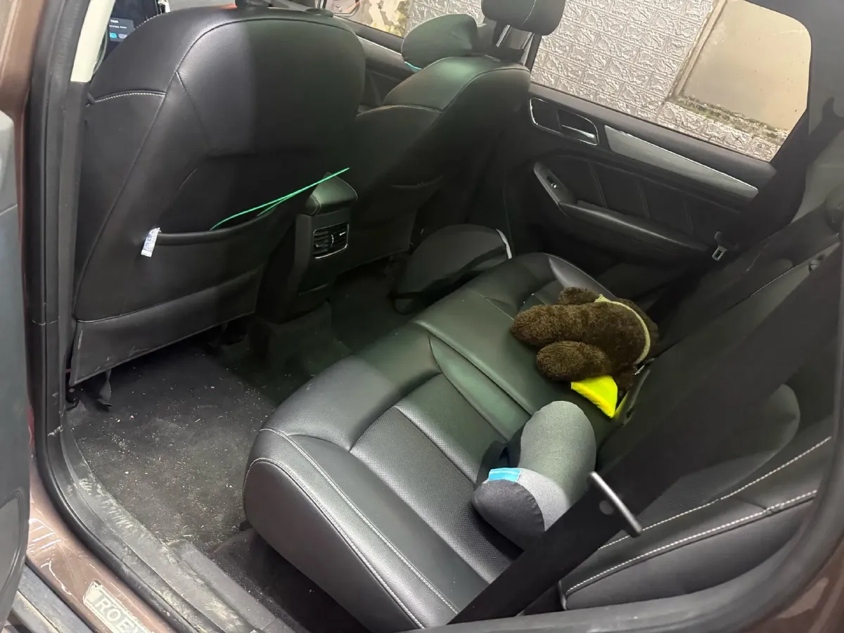 2018 Roewe RX5 1.5T 169HP L4 7DCT,autocango,china used car exporter,china ev exporter,chinese used car exporter,chinese used ev exporter