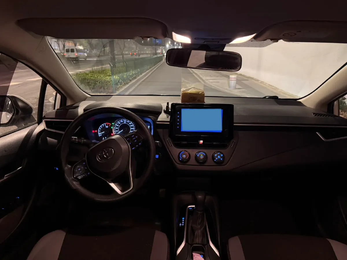 2022 Toyota Corolla 1.2T 116HP L4 CVT,autocango,china used car exporter,china ev exporter,chinese used car exporter,chinese used ev exporter