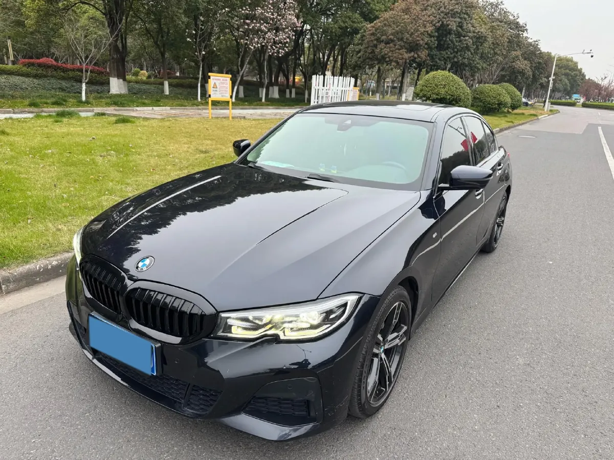 2022 BMW 3 Series 2.0T 184HP L4 8AT,autocango,china used car exporter,china ev exporter,chinese used car exporter,chinese used ev exporter