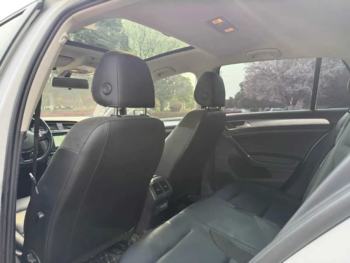 2019 Brilliance Auto V7 1.8T 231HP L4 7DCT,autocango,china used car exporter,china ev exporter,chinese used car exporter,chinese used ev exporter