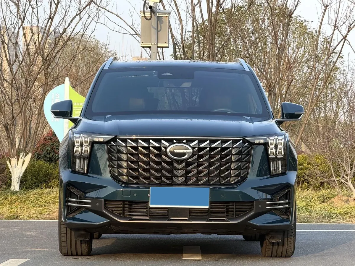 2022 GAC Trumpchi GS8 2.0T 252HP L4 8AT,autocango,china used car exporter,china ev exporter,chinese used car exporter,chinese used ev exporter